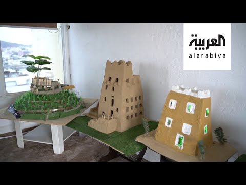 سعودي يبرع في بناء مجسمات البيوت الشعبية في عسير